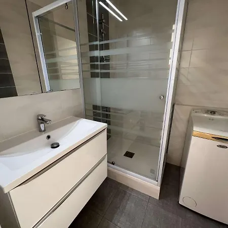 3p, Parking, Calme, Lave-linge, Lave-vaisselle, Animaux Admis - Fr-1-702-35 *